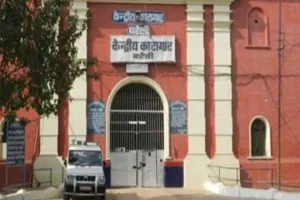 बरेली: गन्ना किसानों का हक मारने वाले अधिकारियों-कर्मचारियों को भेजें जेल