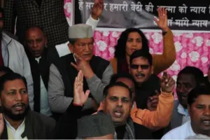 अंकिता हत्याकांड: हरीश रावत ने सीबीआई जांच की मांग को लेकर दिया धरना 