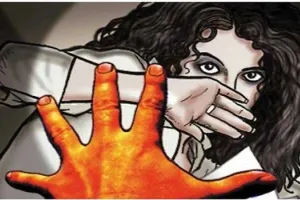 मुरादाबाद: केक काटने के बहाने शिक्षिका के बेटे ने घर बुलाकर छात्रा से किया दुष्कर्म