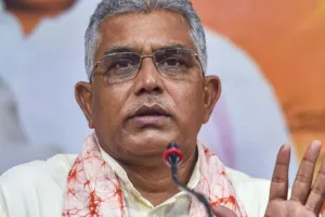 यदि टीएमसी के पंचायत सदस्य खर्च का हिसाब न दें, तो उन्हें पेड़ों से बांध दीजिए: दिलीप घोष