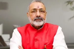 गिरिराज सिंह ने की लालू की बेटी की तारीफ, कहा- आप आने वाली पीढ़ियों के लिए उदाहरण होंगी 