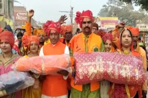 अयोध्या: नववर्ष पर आने वाले श्रद्धालुओं के खुला नया काउंटर, कंप्यूटर के साथ बैठाए गये चार कार्यकर्ता