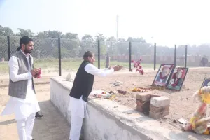 मैनपुरी उपचुनाव: शिवपाल ने नेताजी को दी श्रद्धांजलि, कहा- परिवार एकजुट होकर लड़ा, इसलिए सपा ‘बड़ी जीत’ की ओर