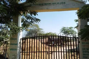 अयोध्या: नहीं सुधर रही गौशालाओं की स्थिति, कहीं चारे-पानी का संकट, तो कहीं कर्मचारी नदारद