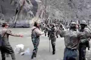 तवांग में भारत-चीन के सैनिकों के बीच झड़प, संसद में बयान देंगे राजनाथ, लोकसभा की कार्यवाही दोपहर 12 बजे तक के लिए स्थगित 