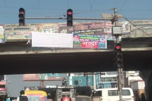 Kanpur News : खराब ट्रैफिक लाइट पर कैमरे काट रहे चालान, बेवजह चालान आने से राहगीर हो रहे परेशान