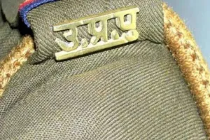 अयोध्या: मंहगा पड़ा 'पतली कमरिया मोरी' पर रील बनाना, चार महिला सिपाही लाइन हाजिर, Video वायरल