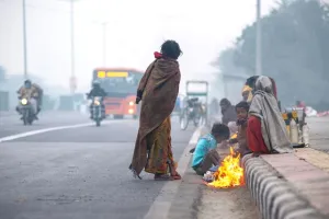 उत्तर भारत में शीत लहर का प्रकोप, 3.5 डिग्री पर पहुंचा पारा