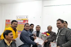 जौनपुर: निपुण असेसमेंट टेस्ट में उत्कृष्ट प्रदर्शन के लिए बदलापुर सम्मानित 