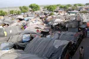 हल्द्वानी: गफूर बस्ती वाले उजड़ने को तैयार, लेकिन पहले जगह दे सरकार