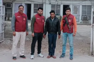 बिहार जहरीली शराब कांड: दिल्ली पुलिस ने मास्टरमाइंड रामबाबू को किया गिरफ्तार