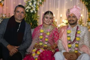 देहरादून: विवाह सूत्र में बंधे अभिनेता परितोष त्रिपाठी और मीनाक्षी