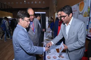 लखनऊ : एकेटीयू में स्वास्थ्य के क्षेत्र में उभरती तकनीक पर मंथन