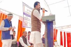 जौनपुर : ग्राम प्रधान समेत शिक्षकों को किया गया जागरुक