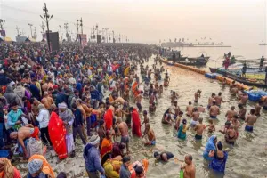 75 लाख श्रद्धालुओं ने वसंत पंचमी पर लगाई संगम में डुबकी, देशभक्ति का भी दिखा रंग   