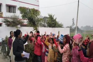 हरदोई: बीएसए ने बच्चों के साथ मनाया नए साल का जश्न 