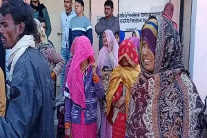 हमीरपुर: Road Accident में बाइक सवार दो वेटरों की मौत 