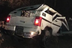 छत्तीसगढ़ : प्रदेश भाजपा अध्यक्ष के काफिले में शामिल वाहन पलटा, प्रधान आरक्षक की मौत, तीन अन्य घायल 