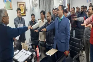 अयोध्या में मनाया जा रहा राष्ट्रीय मतदाता दिवस, दिलाई जा रही शपथ 