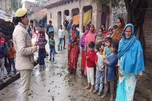 मिशन शक्ति अभियान: चूड़ी वाले हाथों को एंटी रोमियो टीम ने दी ताकत