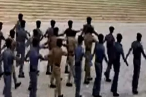 Republic Day Parade: लखनऊ में रिहर्सल के दौरान छात्रों में हुई थी झड़प, स्कूल से 6 का हुआ निष्कासन