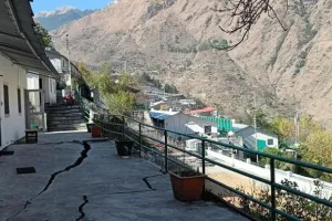 Joshimath: जोशीमठ शहर का पूर्ण रूप से न हो विस्थापन, सर्वे कर लौटी टीमों ने दिए सुझाव