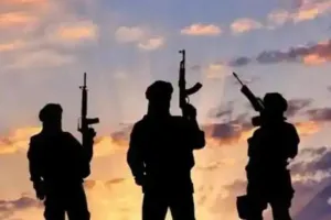 राजौरी में आतंकियों का मुकाबला करने के लिए प्लान तैयार, पूर्व सैनिकों को  SLR और ग्रामीणों को दी गईं गन 