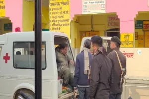 अयोध्या : जन्मभूमि परिसर में वर्षों से घूम रहे नीलगाय ने पीएसी जवान पर किया हमला