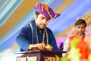 बागेश्वर पीठासीन धीरेंद्र शास्त्री को धमकी देने के मामले में केस दर्ज, गृहमंत्री ने दिए जांच के आदेश 