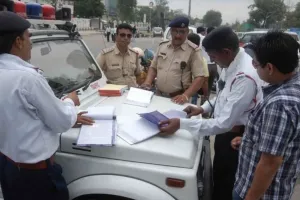 हल्द्वानीः फोटो खींचो, अपलोड करो और कटवा दो नियम तोड़ने वालों का चालान 