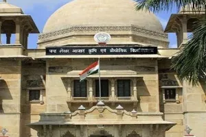 अब रोबोट करेगा खेतों की रखवाली, IIT Kanpur और CSA के वैज्ञानिकों ने किया विकसित