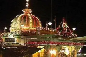 बरेली: अहसन मियां पहुंचे अजमेर शरीफ, हाजिरी और गुलपोशी के बाद की देश-दुनिया में अमन और शांति की दुआ