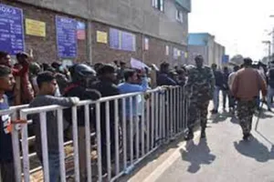 सोशल मीडिया पर केंद्र सरकार से संबंधित खबरों को परखने वाले प्रस्तावित संशोधन वापस लेने की मांग 