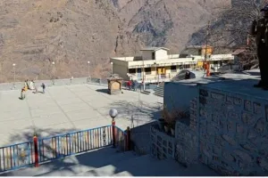 Joshimath Crisis: प्रभावितों के लिए एक सप्ताह में तैयार होंगे मॉडल प्री-फेब्रीकेटेड भवन, जमीन चयनित 