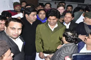 मुरादाबाद : कोर्ट में हाजिर हुए राज्य सभा सदस्य इमरान प्रतापगढ़ी, जमानत मंजूर