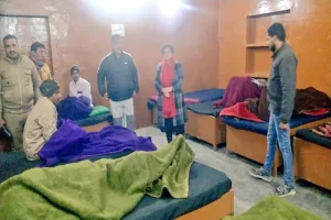 सड़क पर ना सोए कोई बेसहारा... निरीक्षण के दौरान लखनऊ महापौर ने दिये निर्देश