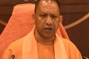 कोविड प्रबंधन को लेकर सीएम योगी ने टीम-9 के साथ की बैठक, अधिकारियों को दिए यह निर्देश