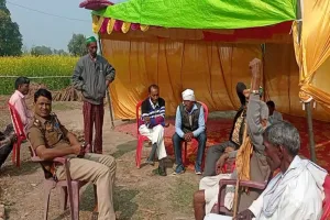 बहराइच: जनता की आवाज दबाने के लिए पुलिस का अनोखा तरीका, डीजे और टेंट संचालक को जारी कर दिया नोटिस