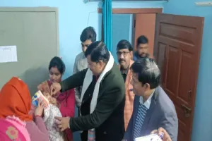 अयोध्या: महानगर अध्यक्ष ने किया टीकाकरण का शुभारंभ 