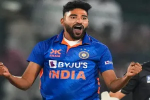 ICC ODI Rankings : मोहम्मद सिराज बने दुनिया के नंबर 1 वनडे गेंदबाज, बोल्ट को पछाड़ा