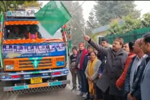 हल्द्वानी: जोशीमठ के लिए दो ट्रक रसद व ऊनी कपड़े भेजे