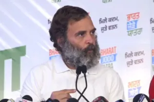 मैं कभी RSS दफ्तर नहीं जा सकता, आपको मेरा गला काटना पड़ेगा: वरुण गांधी को लेकर राहुल