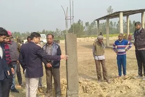 बरेली: नोडल अधिकारी ने गौशाला का किया निरीक्षण, समस्याएं मिलने पर दिए निर्देश