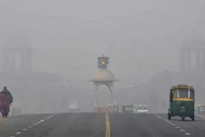 दिल्ली में लगातार आठवें दिन शीतलहर का प्रकोप जारी, न्यूनतम तापमान 2.6 डिग्री सेल्सियस दर्ज 