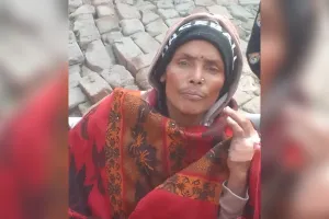 साहब ! मां का शव रखा और कर्मचारी ने रजिस्ट्रर में कराई इंट्री… मिन्नतों के बाद भी डॉक्टरों का दिल नहीं पसीजा, झकझोर देगी यह घटना