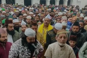 बरेली: खानकाह नियाजिया पर अदा हुई ख्वाजा गरीब नवाज के कुल शरीफ की रस्म, मुल्क में अमन और भाईचारे के लिए की गई दुआ