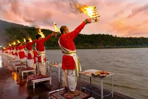 कोलकाता पुलिस की अनुमति नहीं मिलने के बावजूद भी होगी गंगा आरतीः मजूमदार