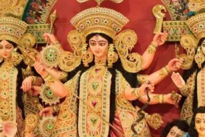 आज है माघ शुक्ल पक्ष की दशमी तिथि, करें कपूर और लौंग से जुड़ा ये उपाय, घर का कलह होगा समाप्त