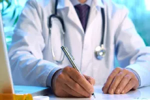 लखनऊ : शिविर में 60 चालकों का स्वास्थ्य परीक्षण