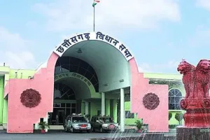 छत्तीसगढ़: इको फ्रेंडली गोबर पेंट से पोती जाएंगी 500 सरकारी इमारतें 